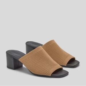 NWOT Tan Block Heel Mules, Sz 8